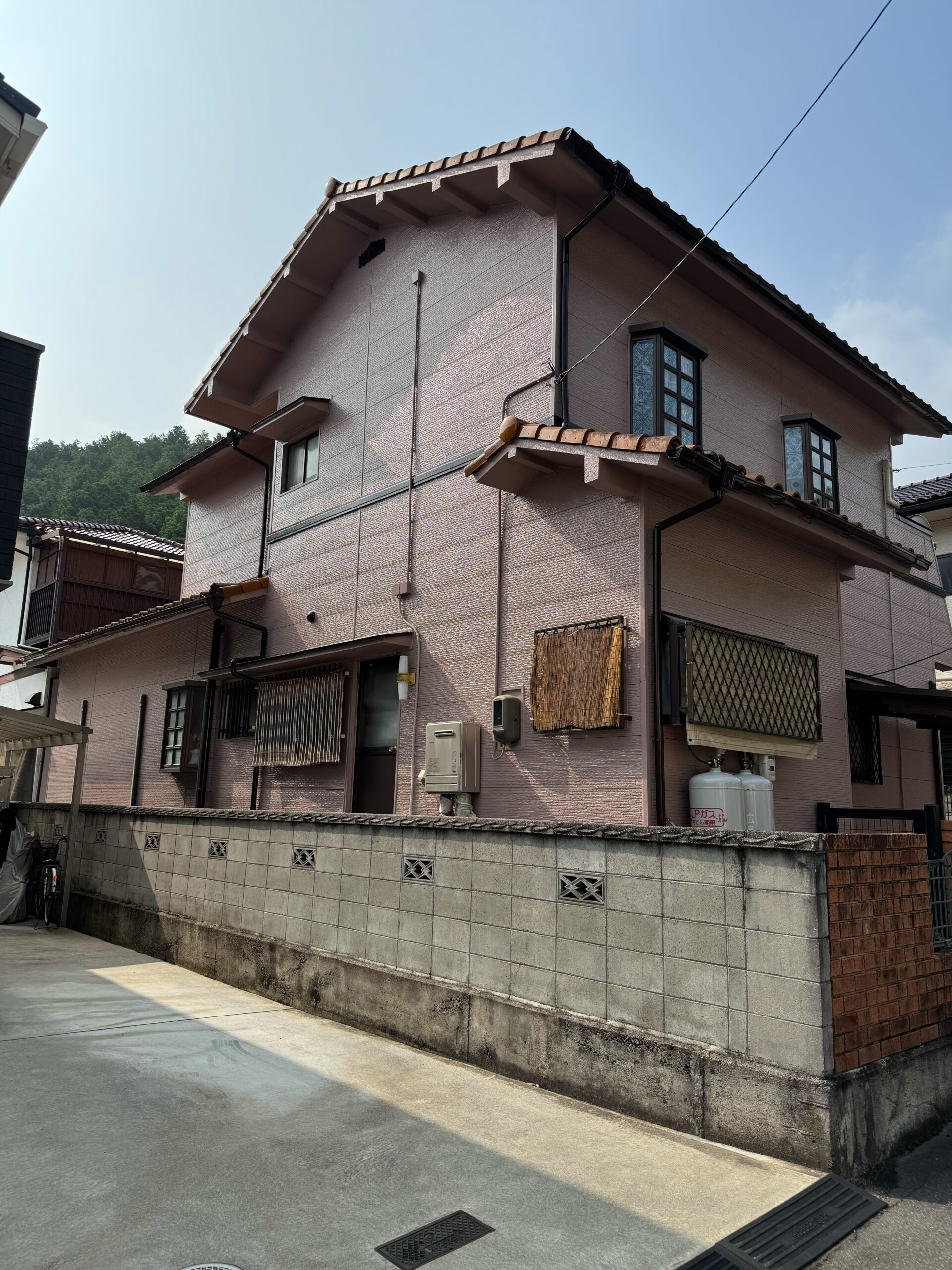 【施工事例】三原市沼田西町K様邸の外壁塗装工事を行いました。（仕様材料:遮熱シリコン仕様）